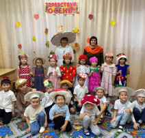 Осенний праздник в группе "Непоседы" Осенний праздник в группе "Непоседы".